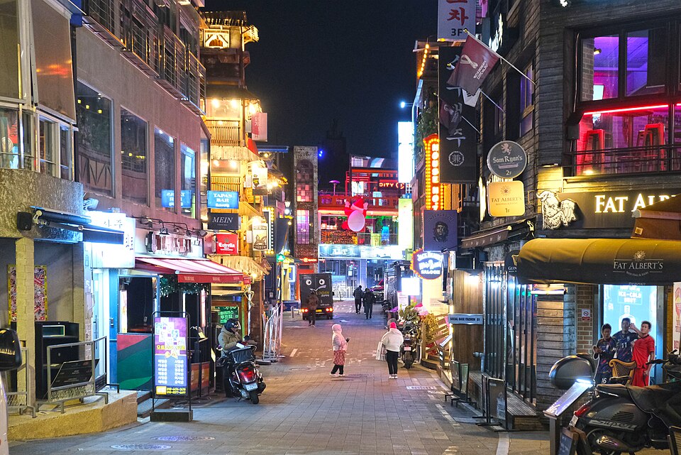 nightlife street with restaurants and bars in Itaewon, Seoul