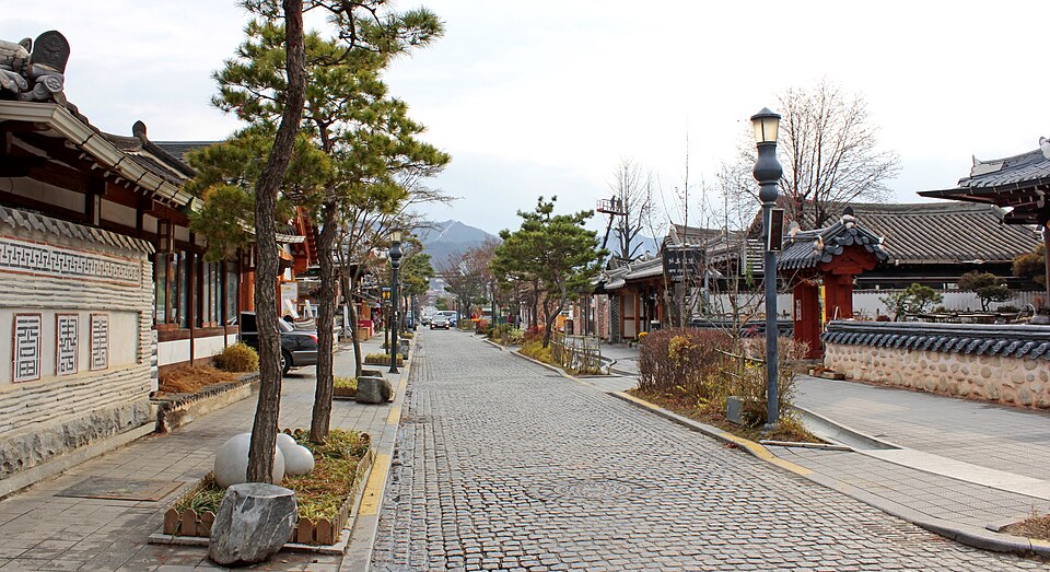 Eunhaeng-ro street in Jeonju Hanok Village, Jeonbuk, South Korea