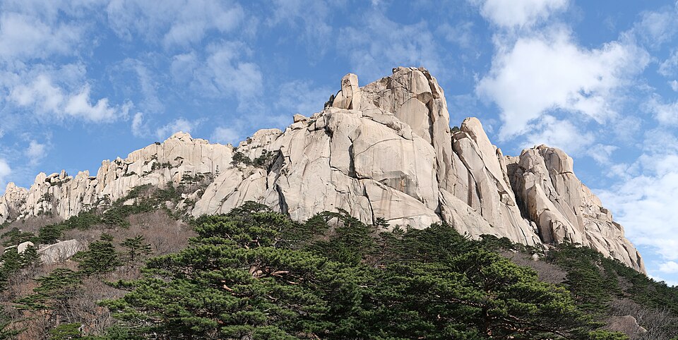 Ulsanbawi rock formations in Seoraksan National Park, Gangwon-do
